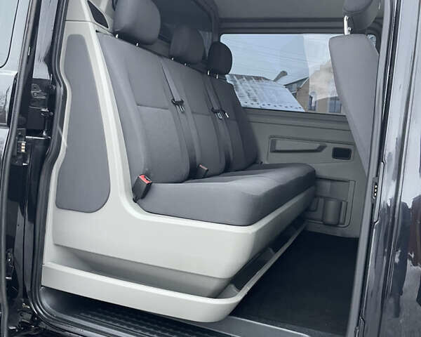 Чорний Фольксваген Transporter, об'ємом двигуна 2 л та пробігом 275 тис. км за 18950 $, фото 109 на Automoto.ua