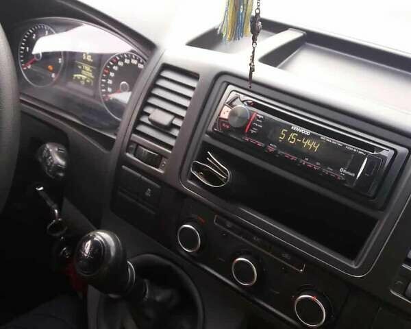 Черный Фольксваген Transporter, объемом двигателя 1.97 л и пробегом 227 тыс. км за 17500 $, фото 8 на Automoto.ua