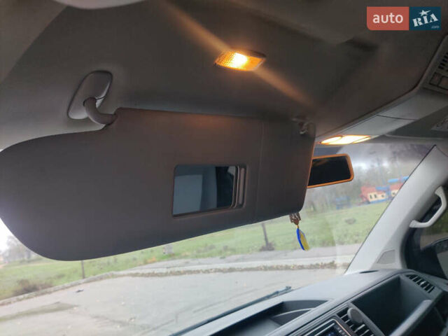 Черный Фольксваген Transporter, объемом двигателя 2 л и пробегом 429 тыс. км за 30000 $, фото 9 на Automoto.ua