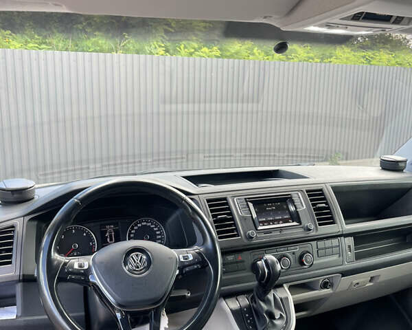 Черный Фольксваген Transporter, объемом двигателя 2 л и пробегом 282 тыс. км за 23900 $, фото 11 на Automoto.ua