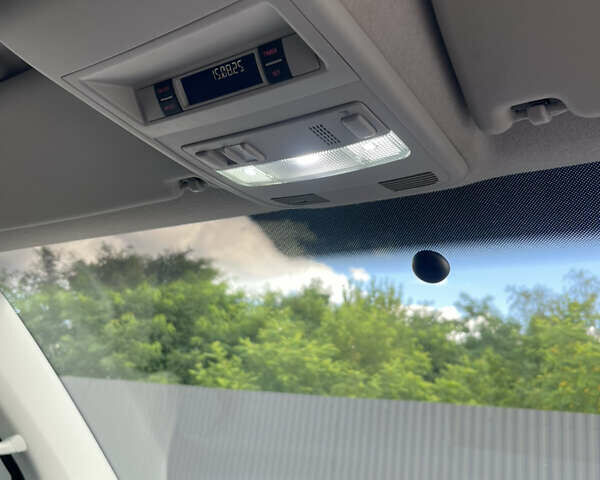 Черный Фольксваген Transporter, объемом двигателя 2 л и пробегом 282 тыс. км за 23900 $, фото 19 на Automoto.ua