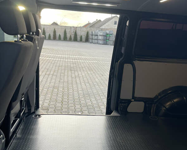 Черный Фольксваген Transporter, объемом двигателя 2 л и пробегом 282 тыс. км за 23900 $, фото 28 на Automoto.ua