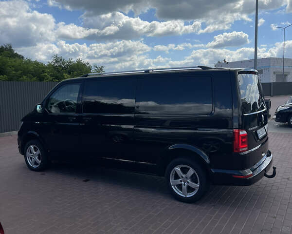 Черный Фольксваген Transporter, объемом двигателя 2 л и пробегом 282 тыс. км за 23900 $, фото 9 на Automoto.ua