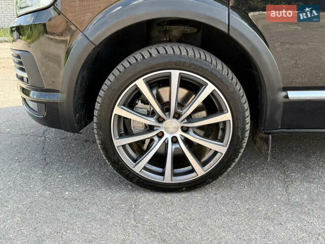 Чорний Фольксваген Transporter, об'ємом двигуна 2 л та пробігом 140 тис. км за 35000 $, фото 5 на Automoto.ua