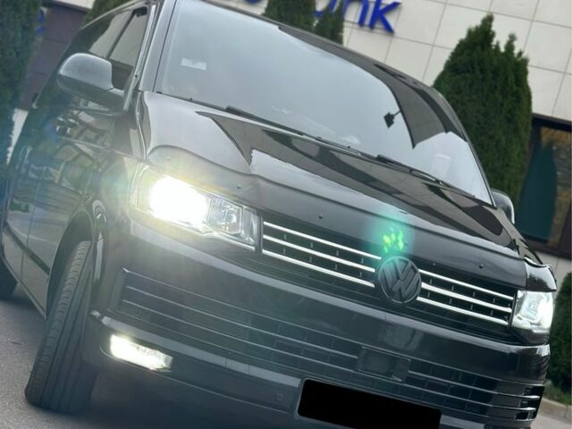 Черный Фольксваген Transporter, объемом двигателя 2 л и пробегом 321 тыс. км за 26499 $, фото 1 на Automoto.ua