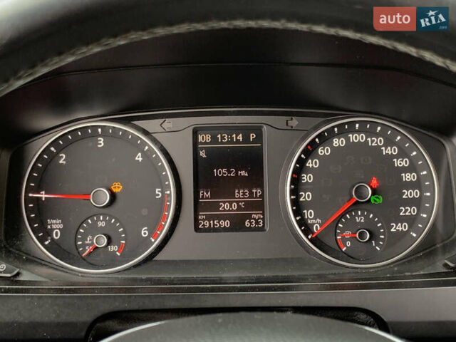 Чорний Фольксваген Transporter, об'ємом двигуна 2 л та пробігом 291 тис. км за 25699 $, фото 47 на Automoto.ua