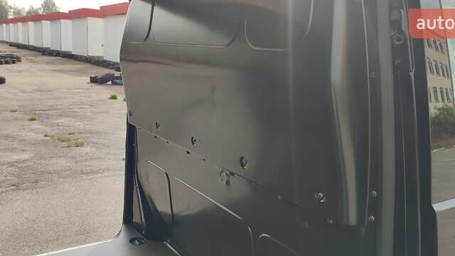 Чорний Фольксваген Transporter, об'ємом двигуна 2 л та пробігом 291 тис. км за 19900 $, фото 24 на Automoto.ua