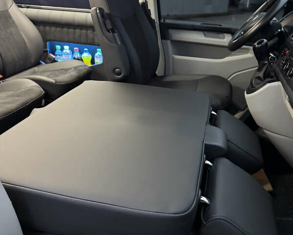 Черный Фольксваген Transporter, объемом двигателя 1.97 л и пробегом 221 тыс. км за 29350 $, фото 95 на Automoto.ua