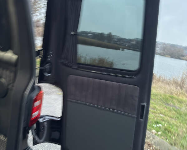 Черный Фольксваген Transporter, объемом двигателя 1.97 л и пробегом 221 тыс. км за 29350 $, фото 73 на Automoto.ua