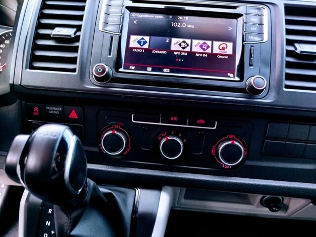 Черный Фольксваген Transporter, объемом двигателя 2 л и пробегом 254 тыс. км за 26999 $, фото 16 на Automoto.ua