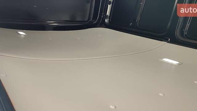 Чорний Фольксваген Transporter, об'ємом двигуна 2 л та пробігом 291 тис. км за 19900 $, фото 21 на Automoto.ua