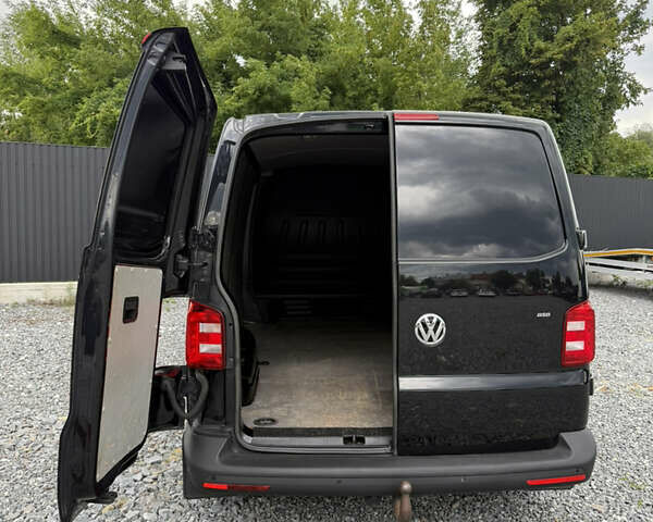 Черный Фольксваген Transporter, объемом двигателя 0 л и пробегом 224 тыс. км за 21499 $, фото 30 на Automoto.ua