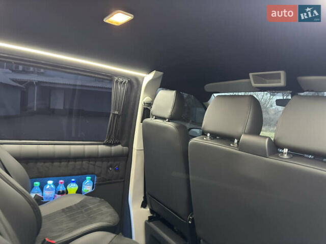 Черный Фольксваген Transporter, объемом двигателя 1.97 л и пробегом 221 тыс. км за 29350 $, фото 62 на Automoto.ua