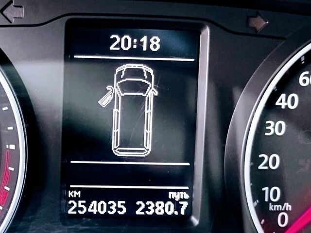 Черный Фольксваген Transporter, объемом двигателя 2 л и пробегом 254 тыс. км за 26999 $, фото 12 на Automoto.ua