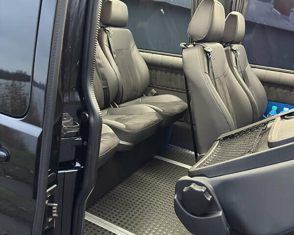 Черный Фольксваген Transporter, объемом двигателя 1.97 л и пробегом 221 тыс. км за 29350 $, фото 60 на Automoto.ua