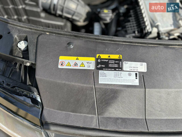 Черный Фольксваген Transporter, объемом двигателя 2 л и пробегом 210 тыс. км за 24800 $, фото 40 на Automoto.ua