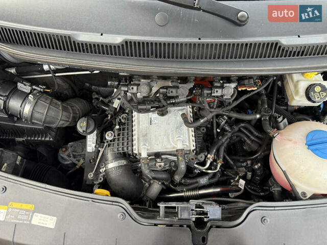 Чорний Фольксваген Transporter, об'ємом двигуна 2 л та пробігом 219 тис. км за 29900 $, фото 21 на Automoto.ua