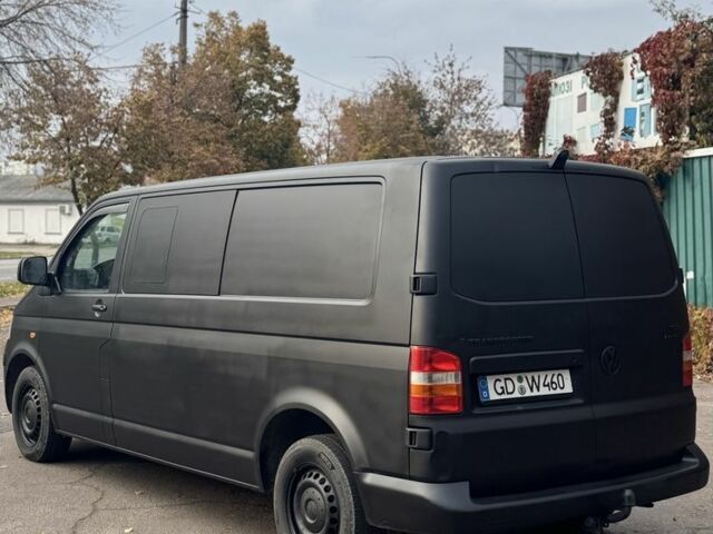 Черный Фольксваген Transporter, объемом двигателя 2.5 л и пробегом 250 тыс. км за 4999 $, фото 2 на Automoto.ua