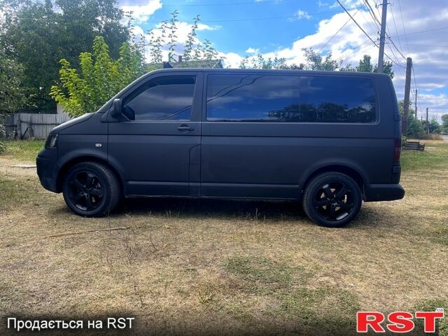 Чорний Фольксваген Transporter, об'ємом двигуна 1.9 л та пробігом 312 тис. км за 8000 $, фото 1 на Automoto.ua