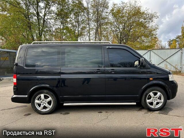 Черный Фольксваген Transporter, объемом двигателя 2.5 л и пробегом 266 тыс. км за 12000 $, фото 1 на Automoto.ua