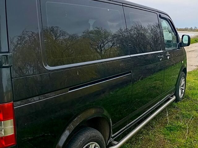Черный Фольксваген Transporter, объемом двигателя 1.9 л и пробегом 380 тыс. км за 9800 $, фото 1 на Automoto.ua