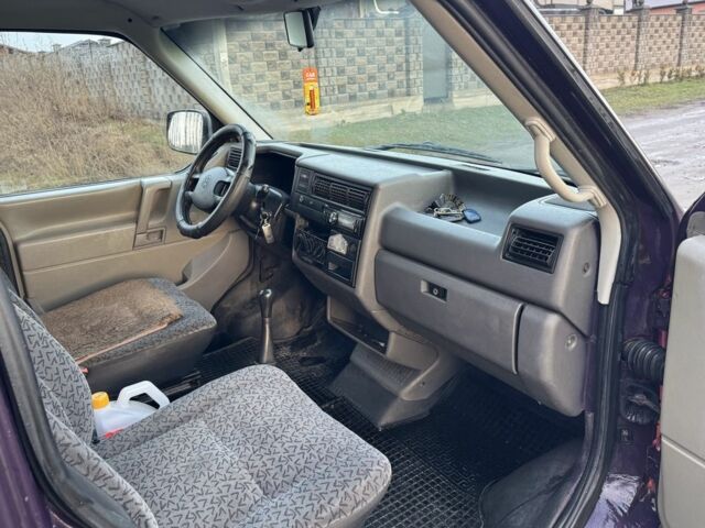 Фиолетовый Фольксваген Transporter, объемом двигателя 1.9 л и пробегом 290 тыс. км за 4500 $, фото 6 на Automoto.ua