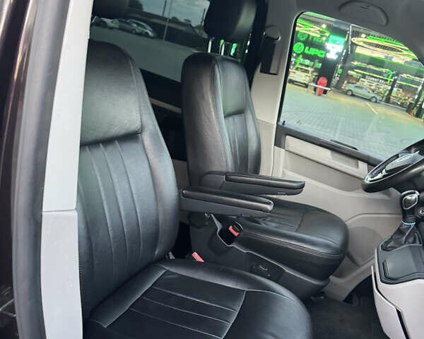 Фіолетовий Фольксваген Transporter, об'ємом двигуна 1.97 л та пробігом 310 тис. км за 23350 $, фото 26 на Automoto.ua