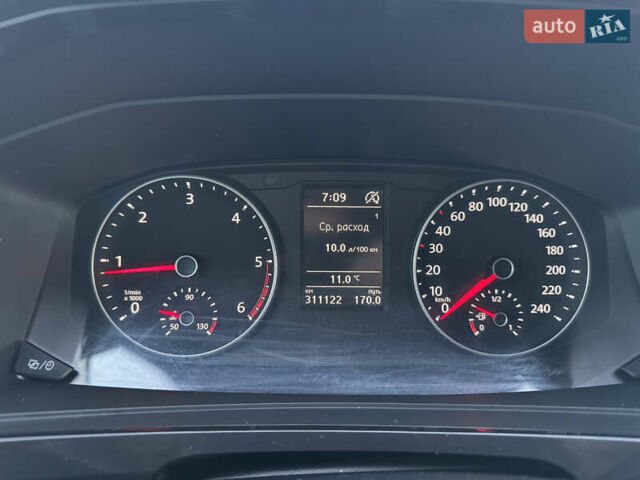 Фіолетовий Фольксваген Transporter, об'ємом двигуна 1.97 л та пробігом 310 тис. км за 23350 $, фото 32 на Automoto.ua