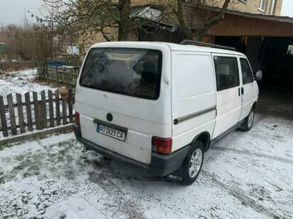 Коричневый Фольксваген Transporter, объемом двигателя 1.6 л и пробегом 500 тыс. км за 3700 $, фото 1 на Automoto.ua