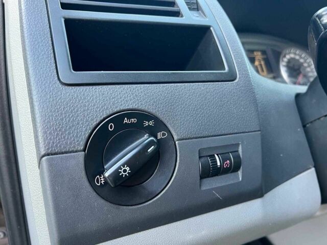 Коричневий Фольксваген Transporter, об'ємом двигуна 2 л та пробігом 249 тис. км за 14000 $, фото 19 на Automoto.ua