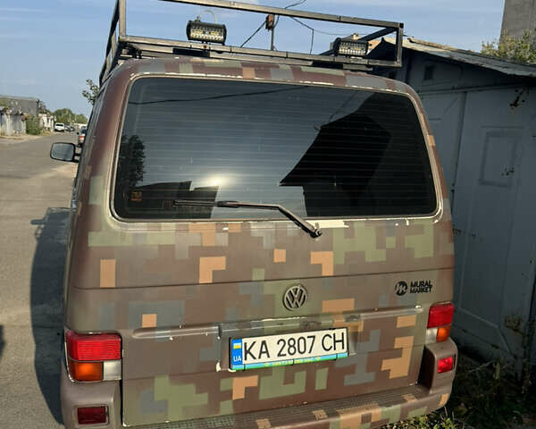 Коричневый Фольксваген Transporter, объемом двигателя 2.4 л и пробегом 300 тыс. км за 8300 $, фото 3 на Automoto.ua