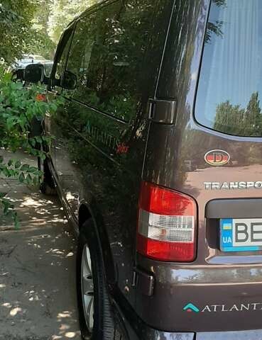 Коричневый Фольксваген Transporter, объемом двигателя 2 л и пробегом 273 тыс. км за 16300 $, фото 12 на Automoto.ua