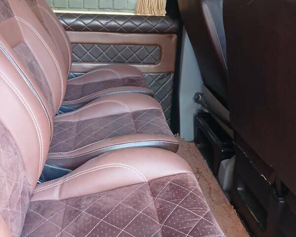 Коричневий Фольксваген Transporter, об'ємом двигуна 2 л та пробігом 320 тис. км за 11300 $, фото 2 на Automoto.ua
