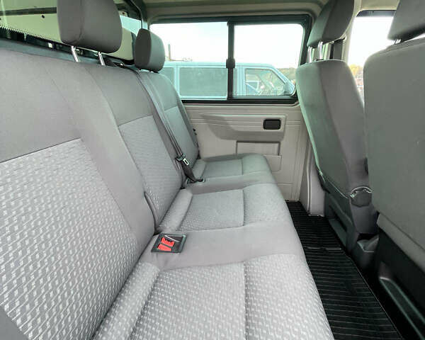 Коричневый Фольксваген Transporter, объемом двигателя 2 л и пробегом 300 тыс. км за 17900 $, фото 7 на Automoto.ua