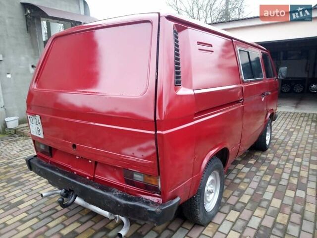 Красный Фольксваген Transporter, объемом двигателя 1 л и пробегом 300 тыс. км за 1650 $, фото 6 на Automoto.ua