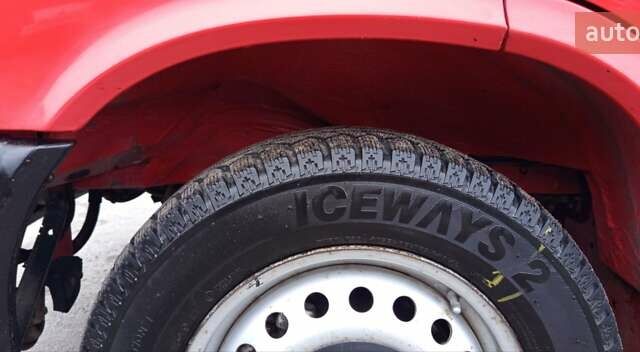 Червоний Фольксваген Transporter, об'ємом двигуна 2.46 л та пробігом 275 тис. км за 7000 $, фото 45 на Automoto.ua