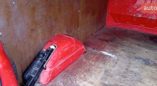 Червоний Фольксваген Transporter, об'ємом двигуна 2.46 л та пробігом 275 тис. км за 7000 $, фото 17 на Automoto.ua