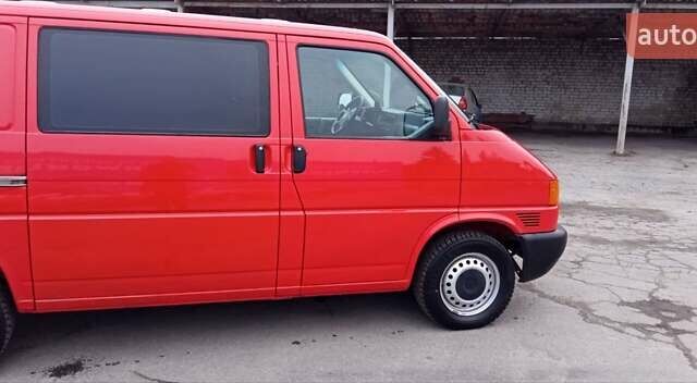 Червоний Фольксваген Transporter, об'ємом двигуна 2.46 л та пробігом 275 тис. км за 7000 $, фото 9 на Automoto.ua