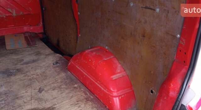 Червоний Фольксваген Transporter, об'ємом двигуна 2.46 л та пробігом 275 тис. км за 7000 $, фото 16 на Automoto.ua