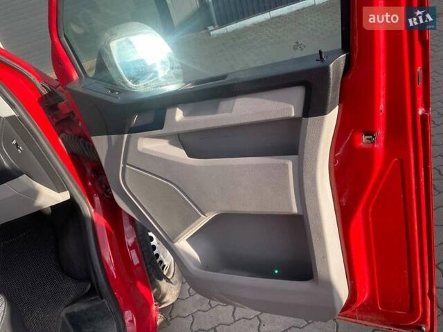 Червоний Фольксваген Transporter, об'ємом двигуна 2 л та пробігом 265 тис. км за 14900 $, фото 7 на Automoto.ua