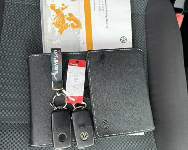 Красный Фольксваген Transporter, объемом двигателя 2 л и пробегом 298 тыс. км за 21200 $, фото 24 на Automoto.ua