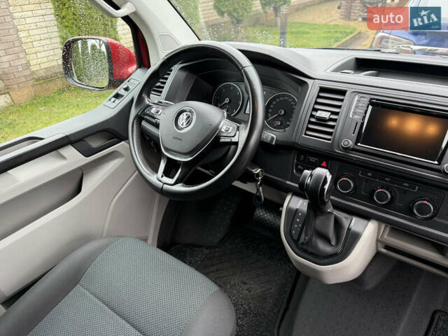 Красный Фольксваген Transporter, объемом двигателя 2 л и пробегом 298 тыс. км за 21200 $, фото 19 на Automoto.ua