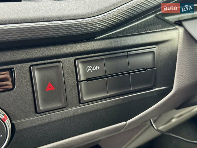 Красный Фольксваген Transporter, объемом двигателя 2 л и пробегом 219 тыс. км за 25950 $, фото 35 на Automoto.ua