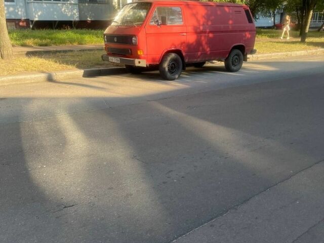 Красный Фольксваген Transporter, объемом двигателя 1.6 л и пробегом 92 тыс. км за 1500 $, фото 2 на Automoto.ua