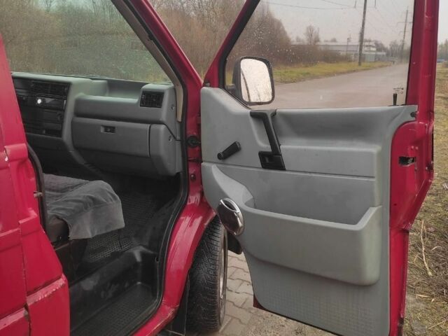 Червоний Фольксваген Transporter, об'ємом двигуна 1.8 л та пробігом 450 тис. км за 2300 $, фото 11 на Automoto.ua