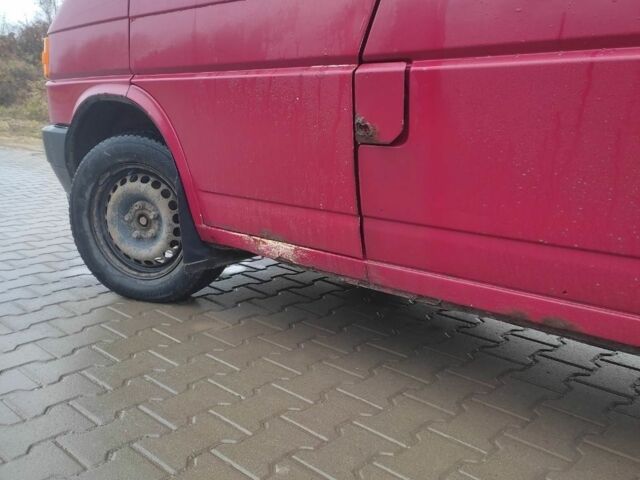 Червоний Фольксваген Transporter, об'ємом двигуна 1.8 л та пробігом 450 тис. км за 2300 $, фото 17 на Automoto.ua