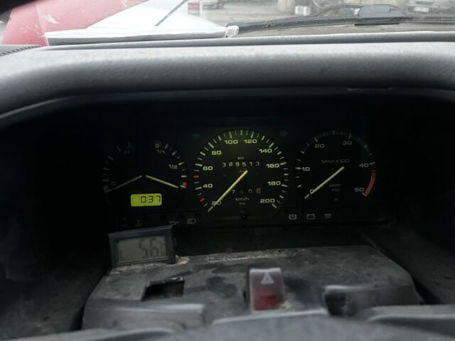 Красный Фольксваген Transporter, объемом двигателя 1.9 л и пробегом 400 тыс. км за 3400 $, фото 7 на Automoto.ua