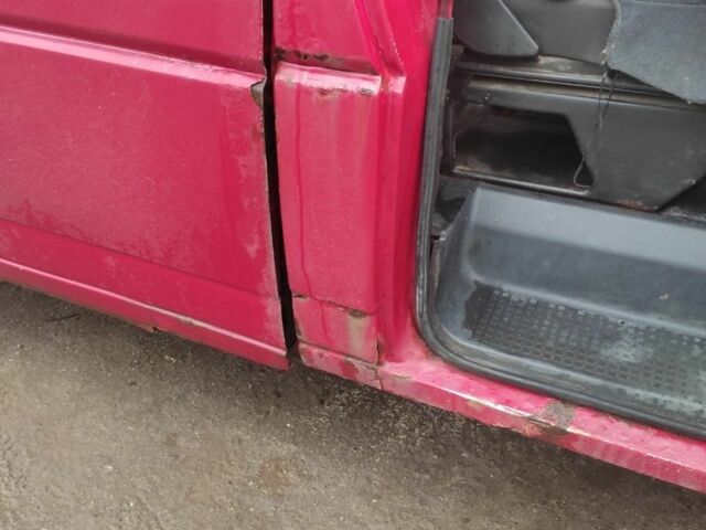 Червоний Фольксваген Transporter, об'ємом двигуна 1.8 л та пробігом 450 тис. км за 2300 $, фото 20 на Automoto.ua