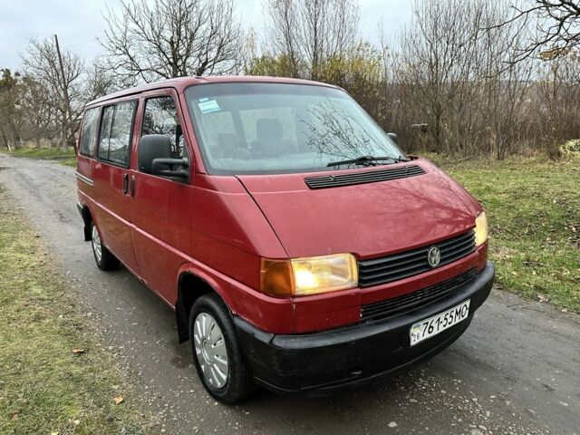 Красный Фольксваген Transporter, объемом двигателя 1.9 л и пробегом 300 тыс. км за 2200 $, фото 1 на Automoto.ua