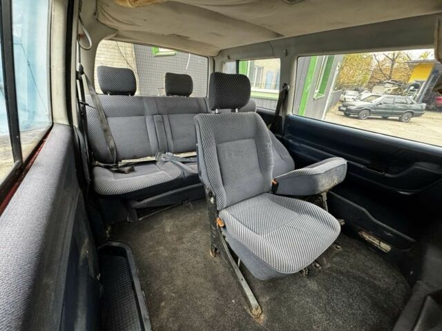 Червоний Фольксваген Transporter, об'ємом двигуна 2.5 л та пробігом 333 тис. км за 3000 $, фото 5 на Automoto.ua